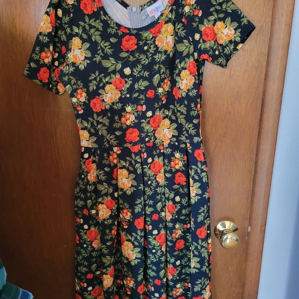 Floral winter dress with zipper